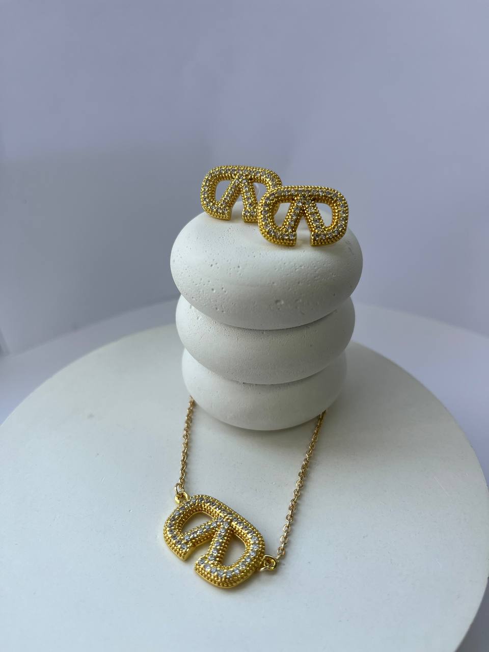 Набір (сережки та підвіска)