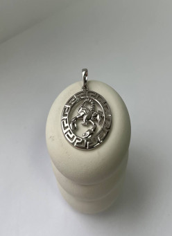 Кулон Скорпіон