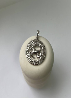 Кулон Козоріг